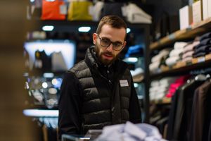 Employé(e) Commercial(e)